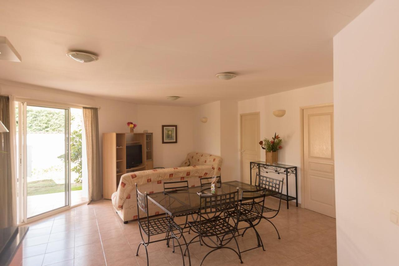 Residence De Tourisme Le Clos Des Vendanges มอริอานี พลาจ ภายนอก รูปภาพ